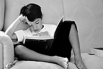 child reading.png